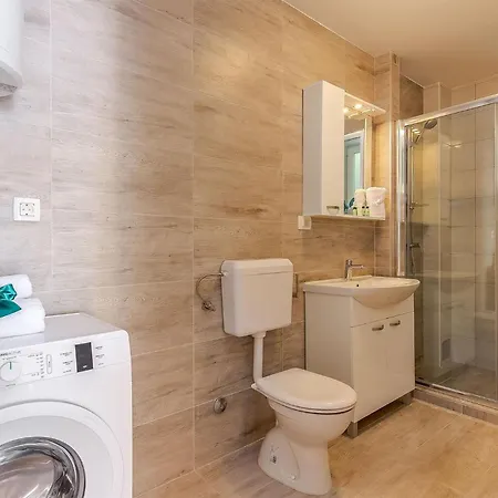 Apartment 2 Bedroom Amazing In